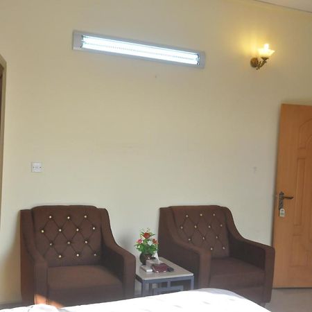 ホテルBm Residency イスラマバード エクステリア 写真